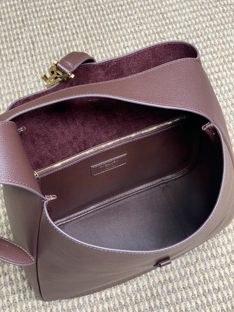 Y51 hobo bags